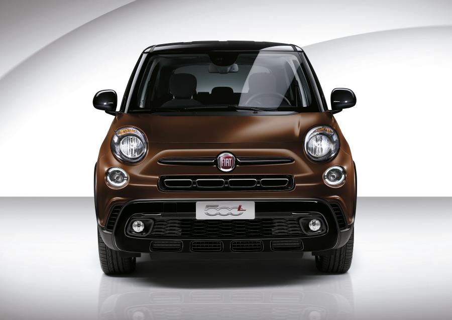  Fiat 500L S-Design (330) 2018 года  (фото 2 из 17)